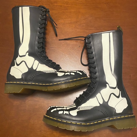 skelly dr martens